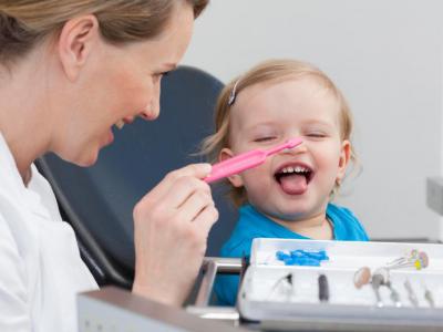 детский стоматолог, детский стоматолог Чебоксары, лечение зубов детям